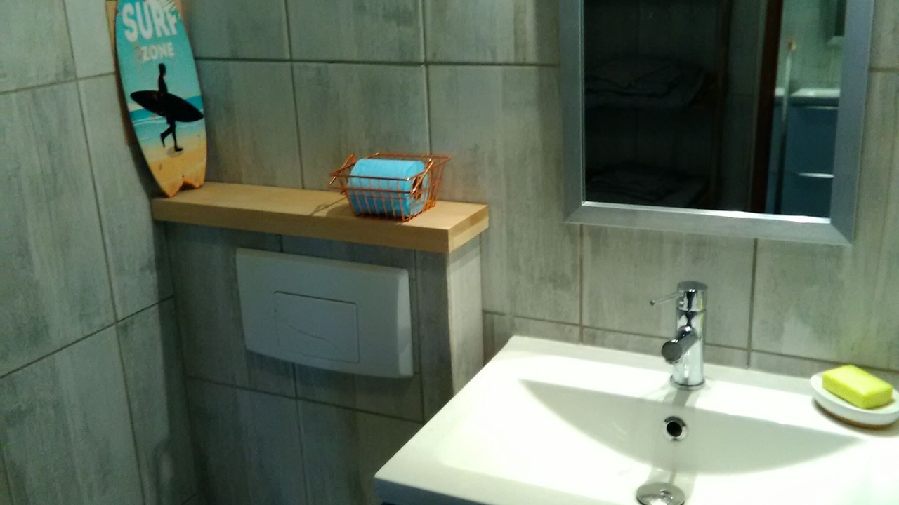 Photo of Bathroom in Douarnenez
