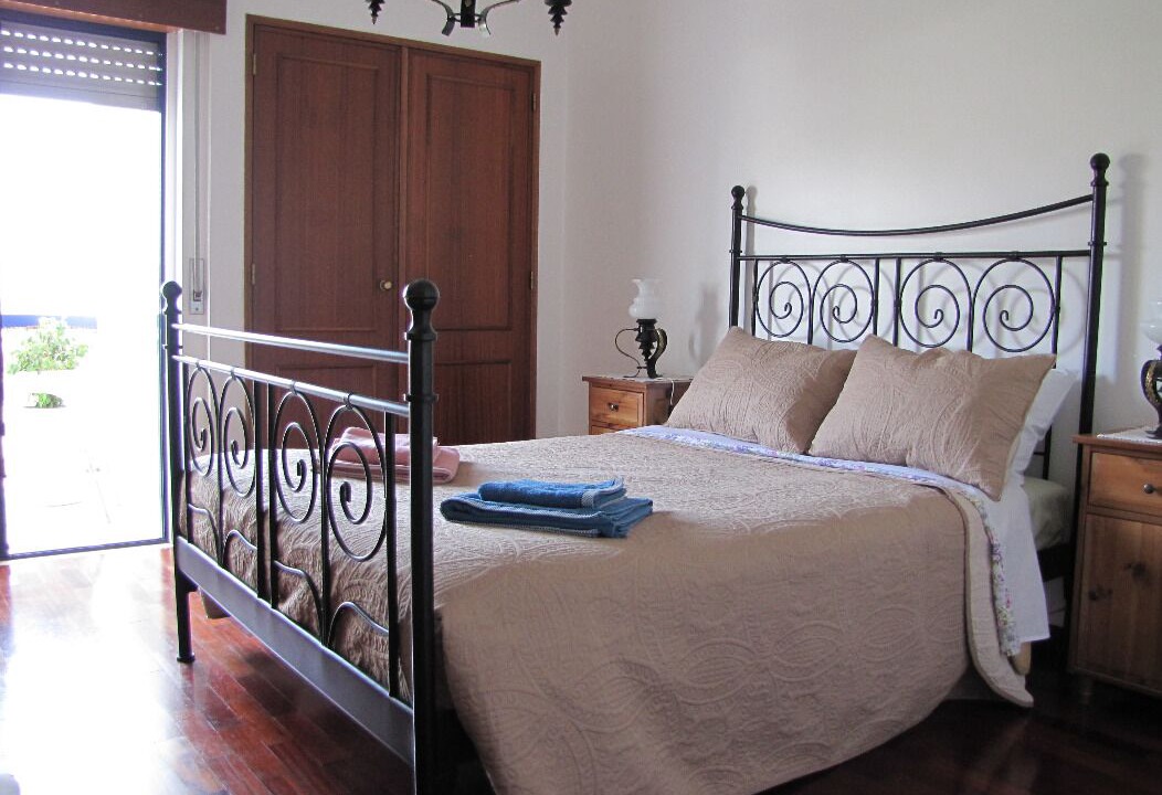 Photo of Bedroom in Ericeira
