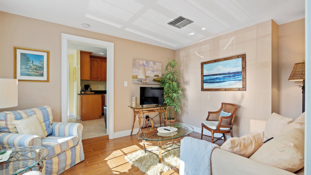 Photo of Livingroom in Bay Isle