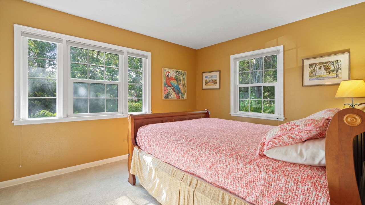 Photo of Bedroom in Bay Isle