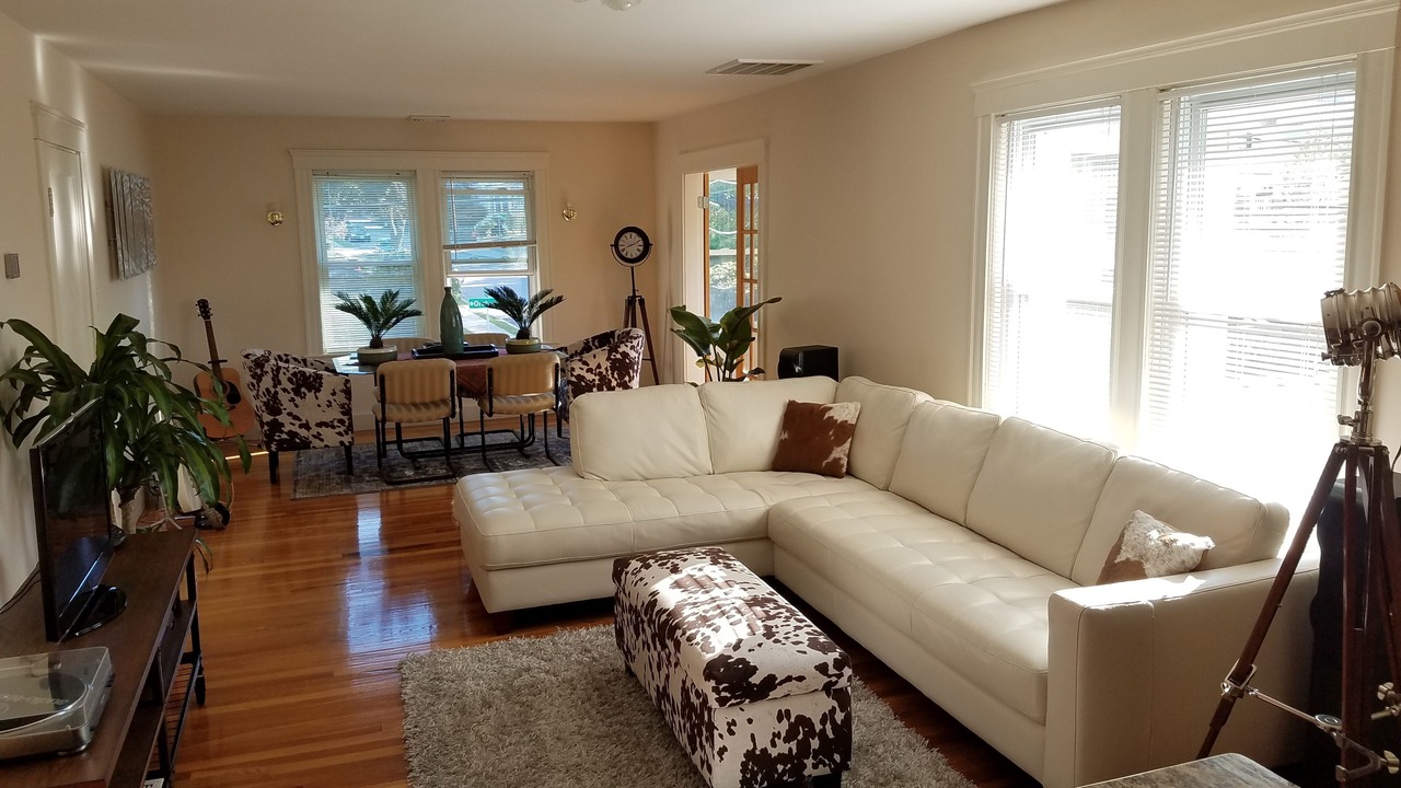 Photo of Livingroom in Watertown