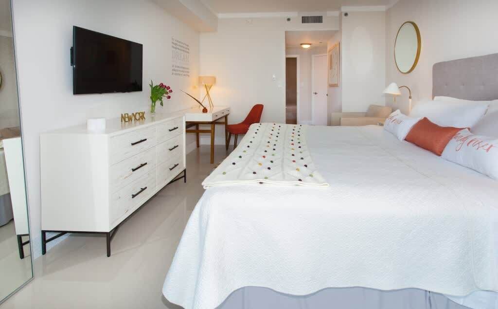 Photo of Bedroom in Coconut Grove