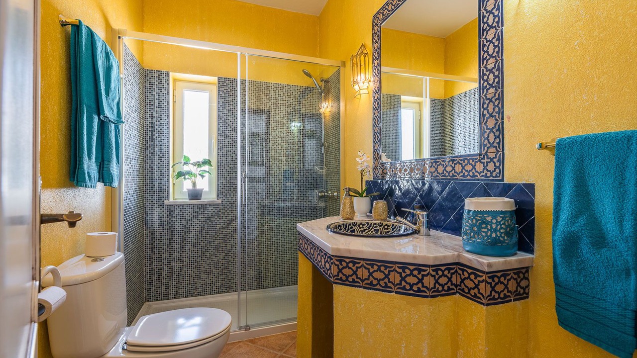 Photo of Bathroom in Gale