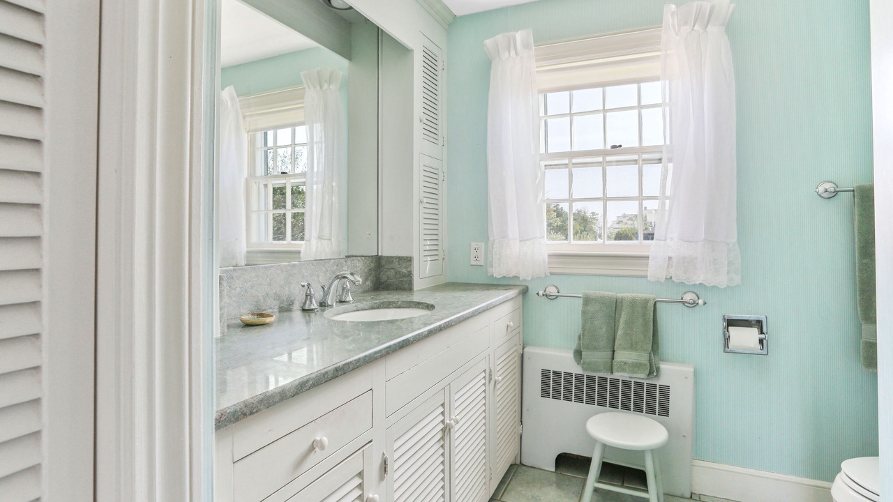 Photo of Bathroom in Chatham