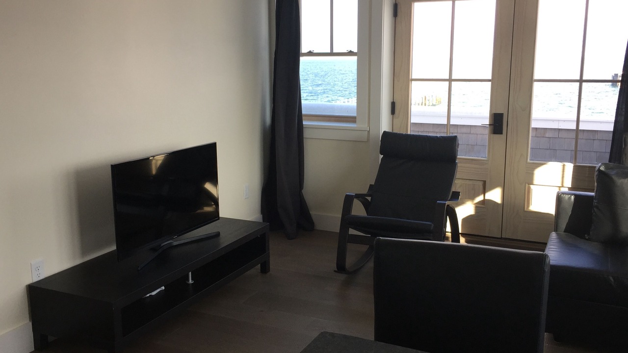 Photo of Livingroom in Oak Bluffs
