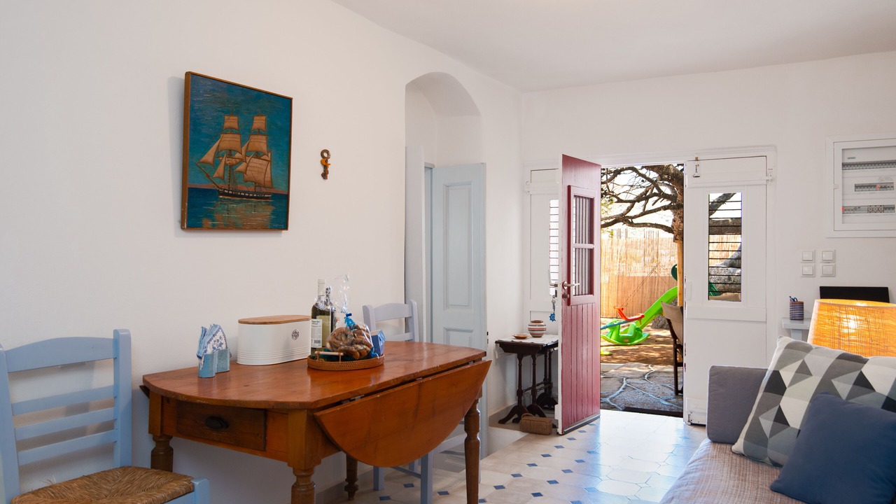 Photo of Bedroom in Kamares