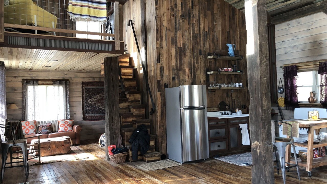 Photo of Livingroom in Burlington