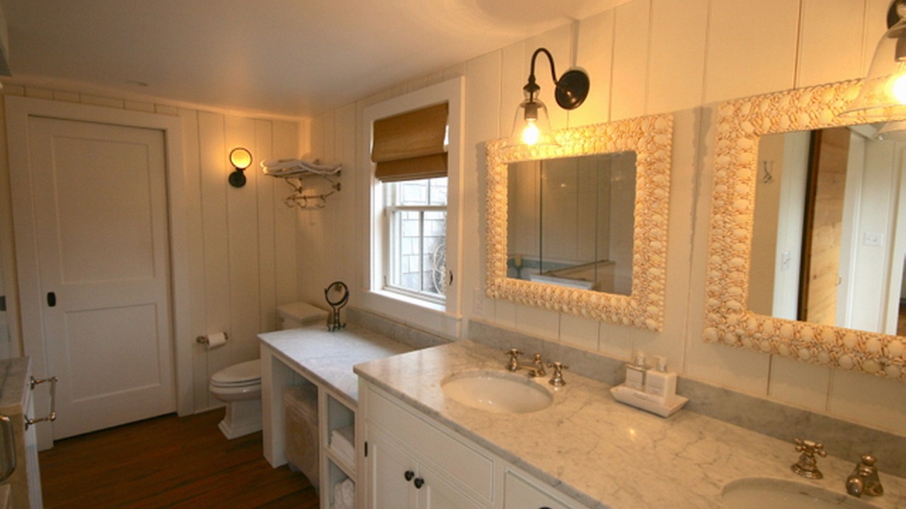 Photo of Bathroom in Madaket