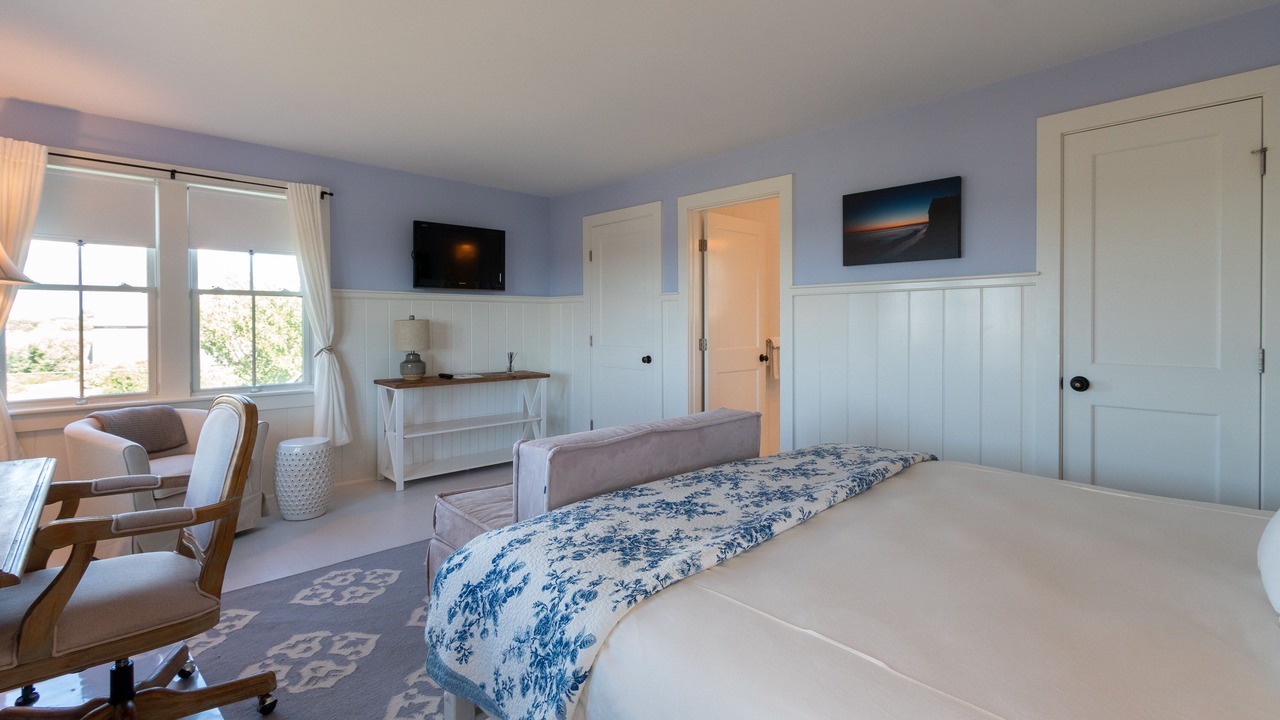 Photo of Bedroom in Madaket
