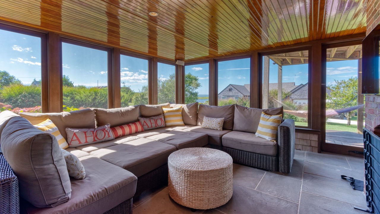 Photo of Livingroom in Madaket