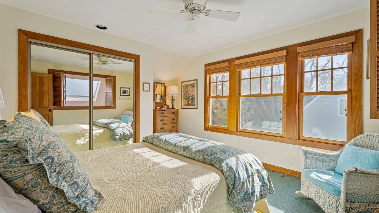 Photo of Bedroom in Quogue