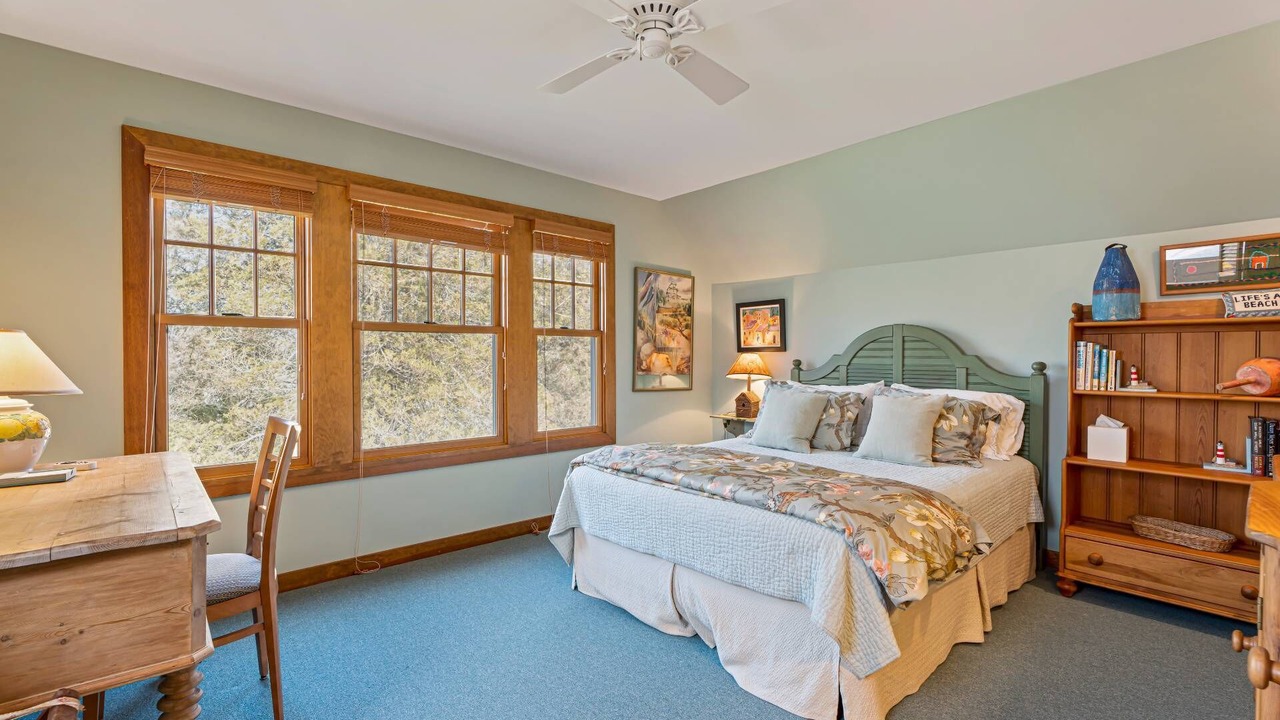 Photo of Bedroom in Quogue