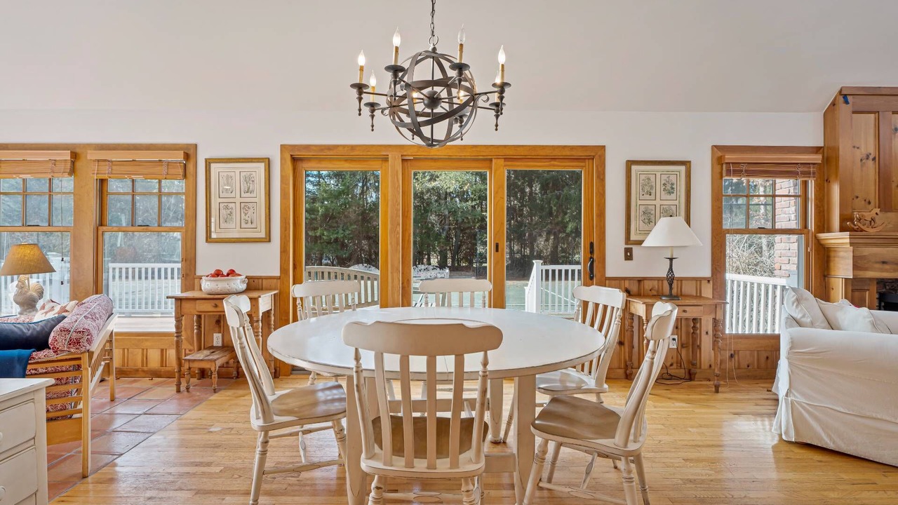Photo of Others in Quogue