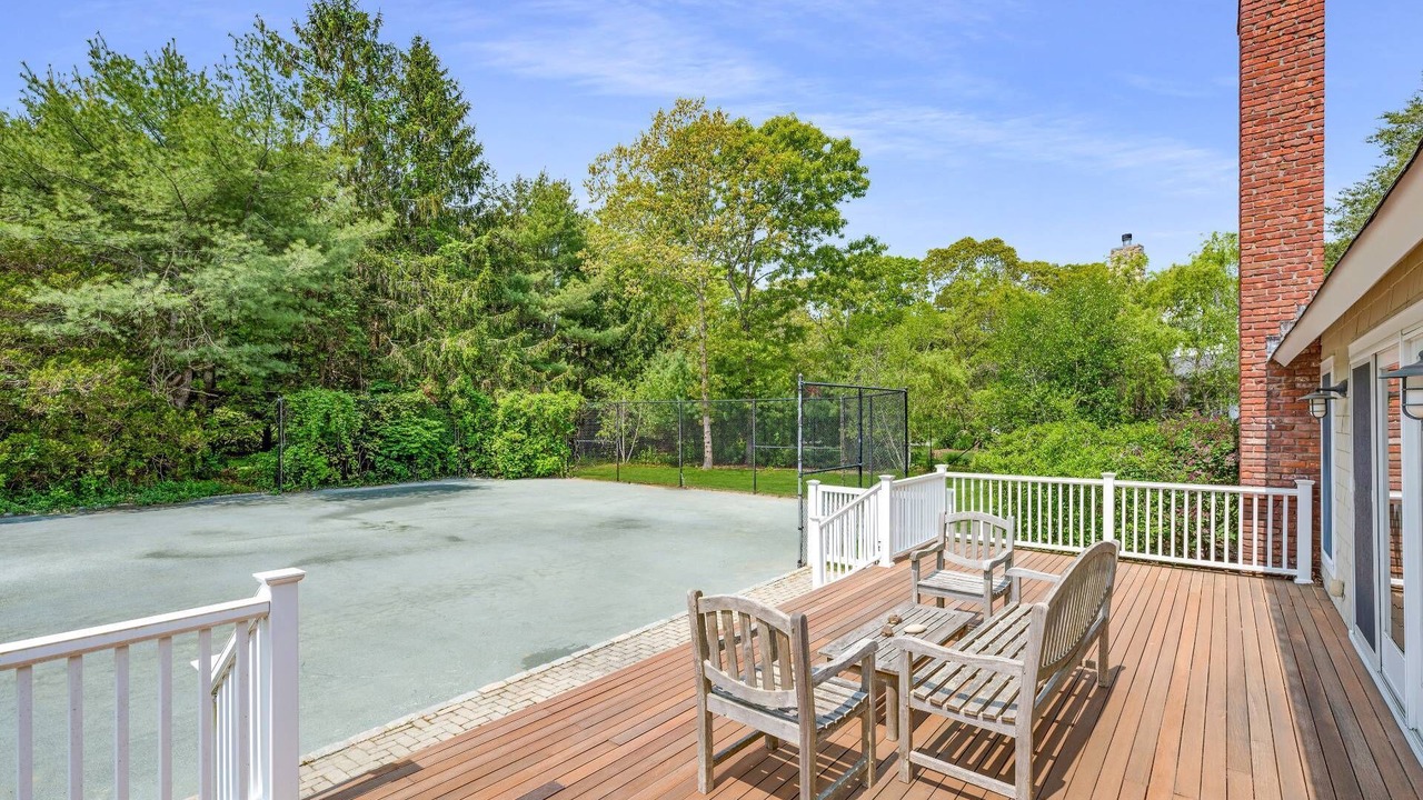 Photo of Others in Quogue