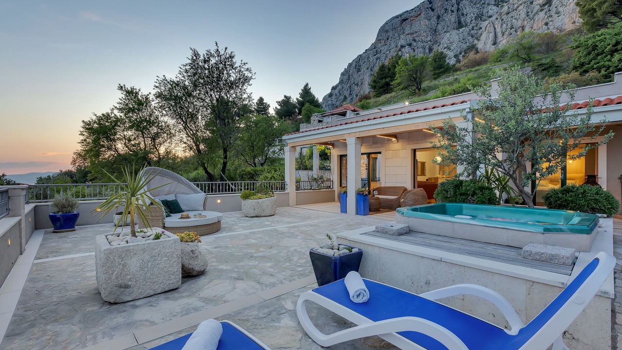 Photo of Patio Balcony in Makarska