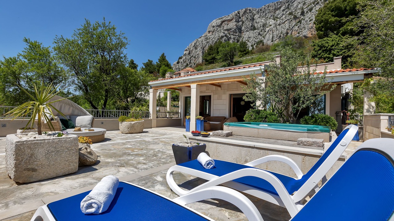 Photo of Patio Balcony in Makarska