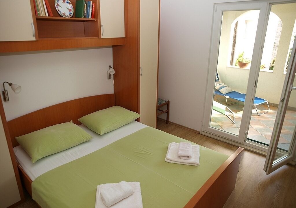 Photo of Bedroom in Brist