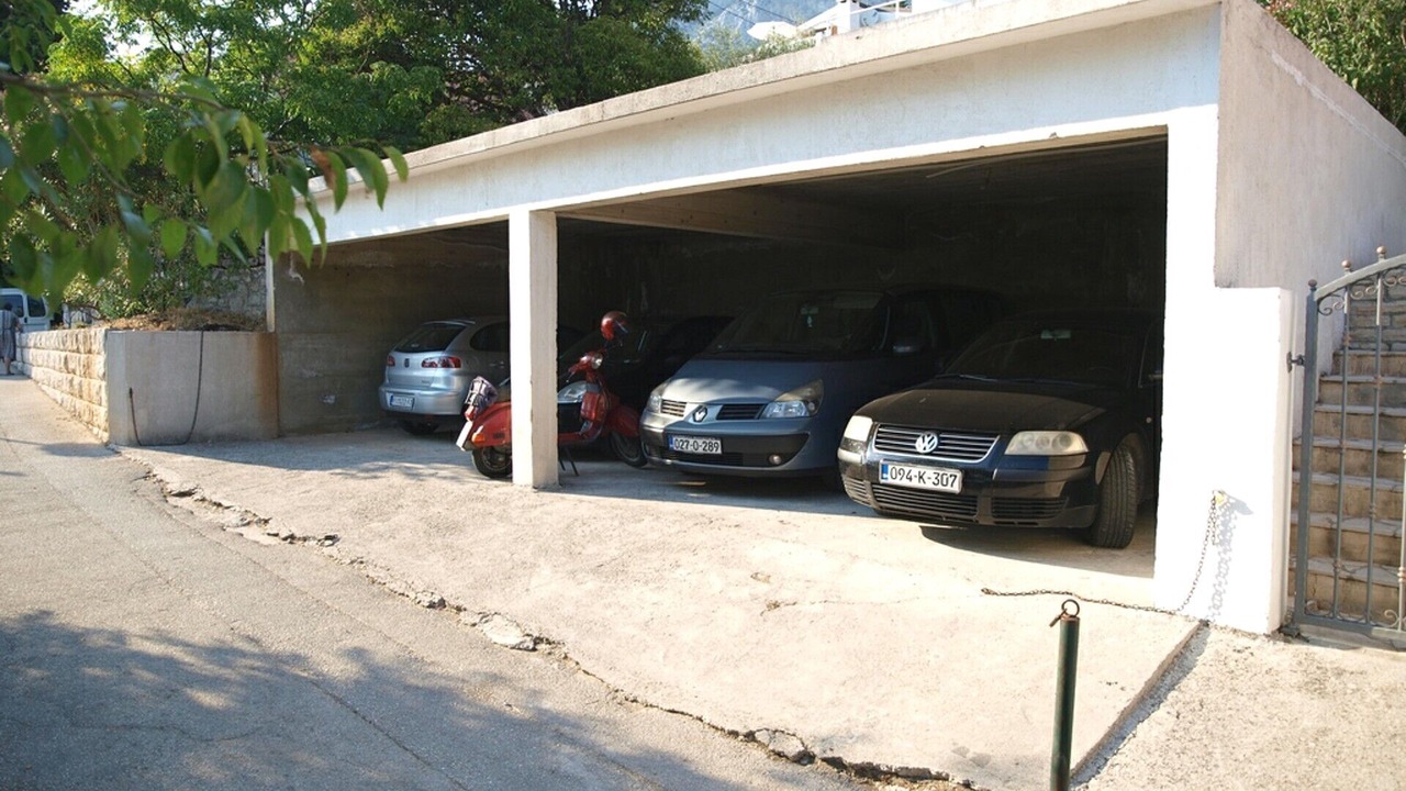 Photo of Outdoor in Brist