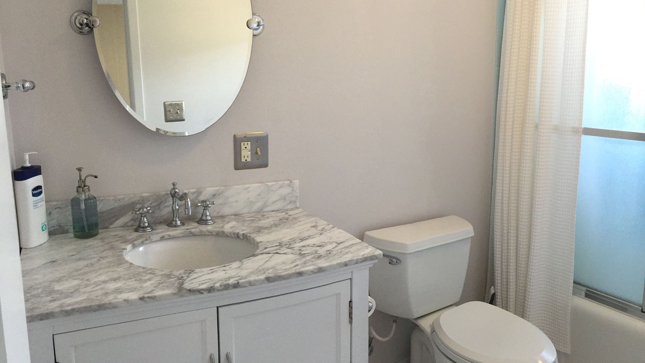 Photo of Bathroom in Blue Grass