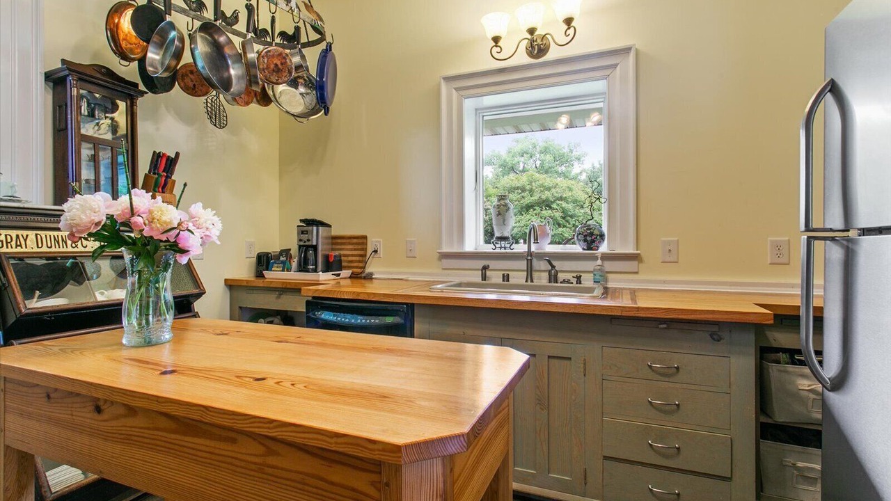 Photo of Kitchen in Claremont