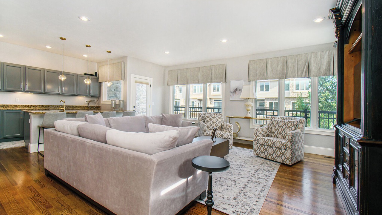 Photo of Livingroom in Notre Dame