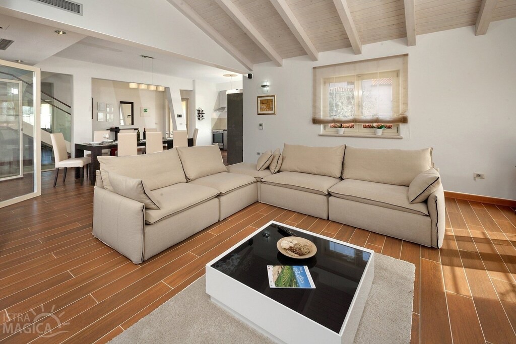 Photo of Livingroom in Labinci