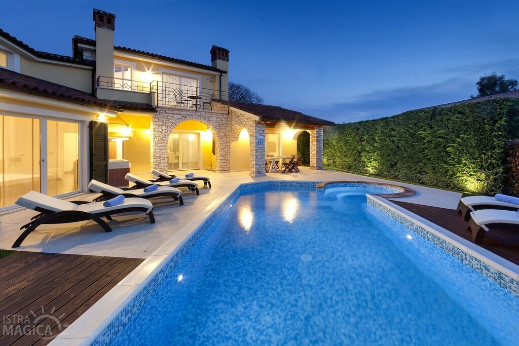 Photo of Outdoor in Labinci