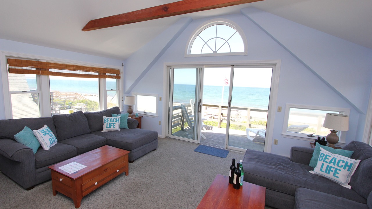 Photo of Livingroom in East Sandwich