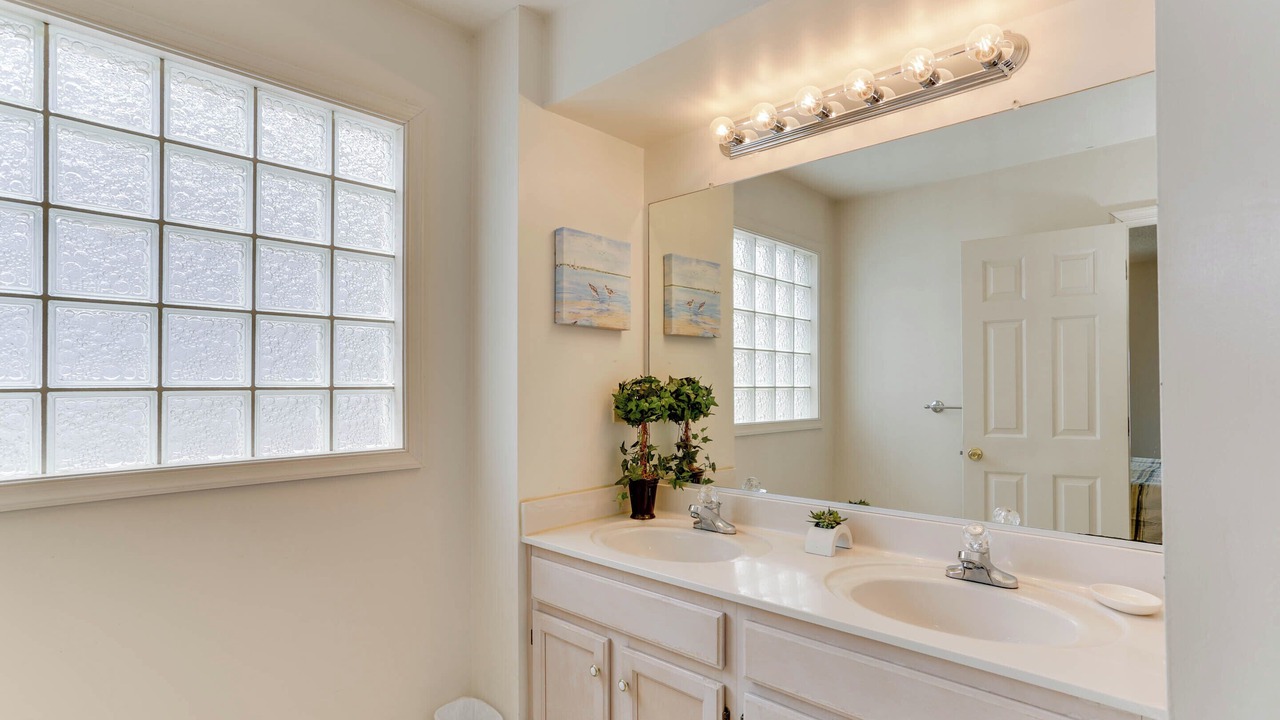 Photo of Bathroom in Croatan Beach
