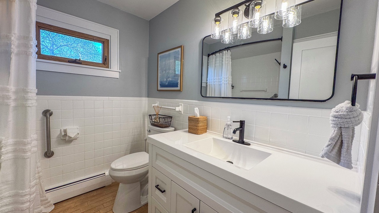 Photo of Bathroom in Town of Owasco