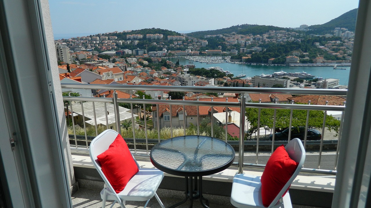 Photo of Outdoor in Gruz