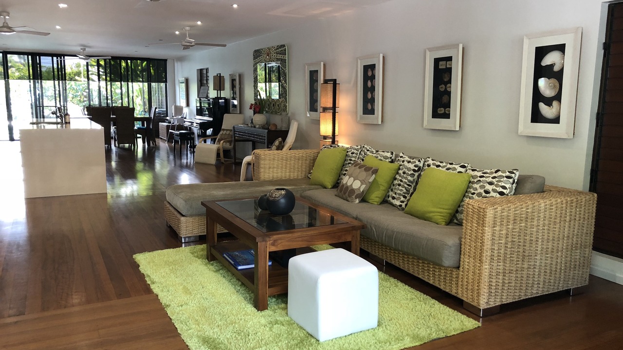 Photo of Livingroom in Newell