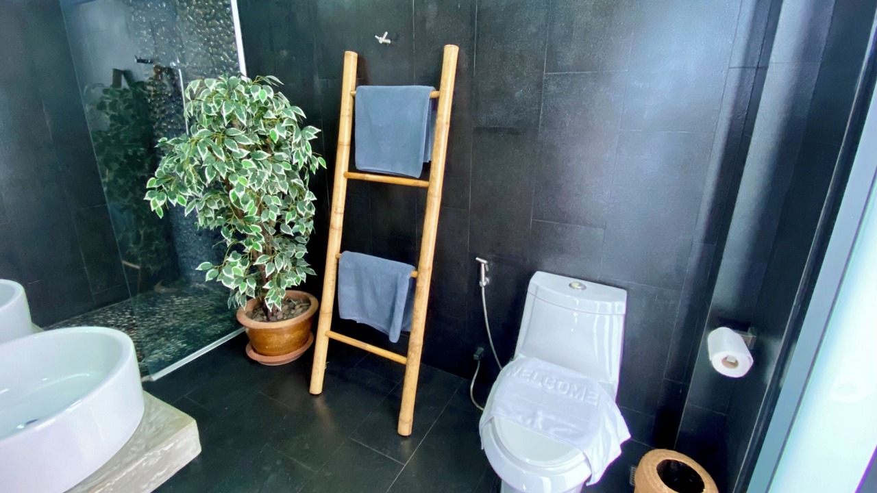 Photo of Bathroom in Hua Thanon