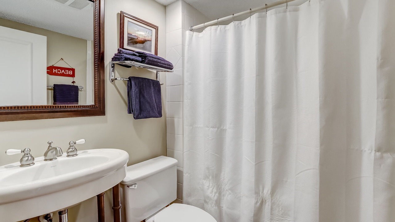 Photo of Bathroom in Fernandina Beach