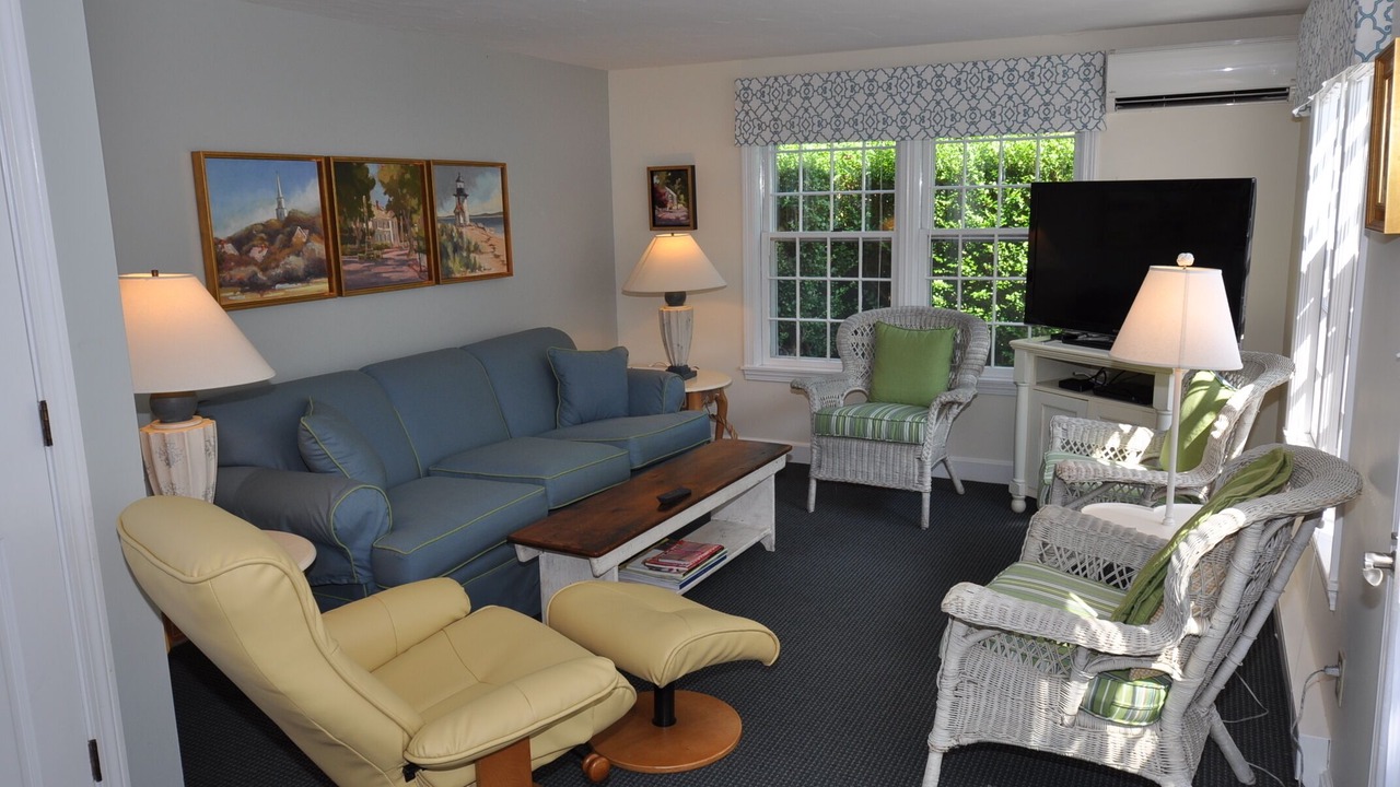 Photo of Livingroom in Nantucket Town