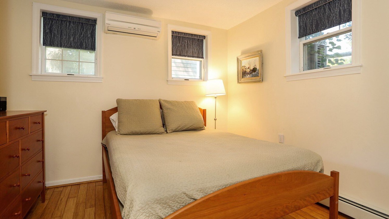Photo of Bedroom in Chatham