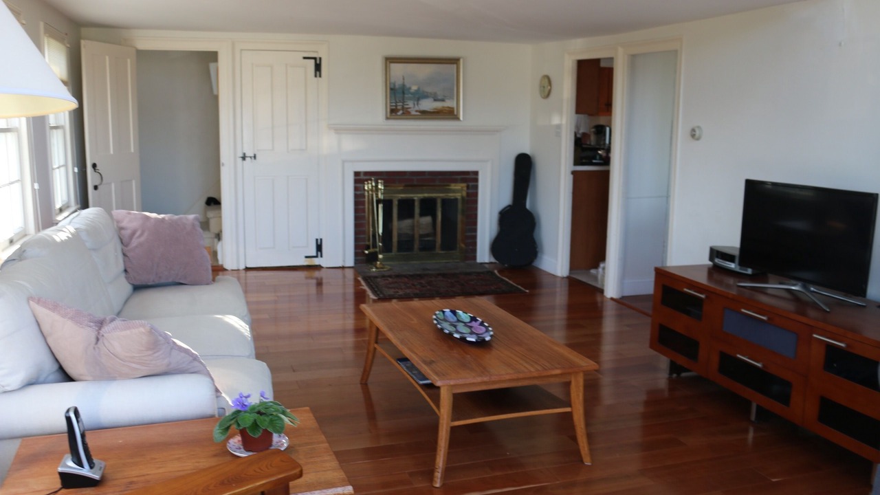 Photo of Livingroom in Chatham