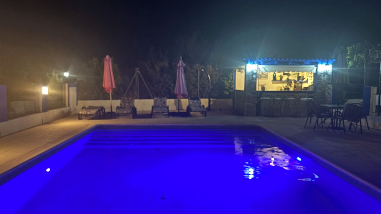 Photo of Outdoor in Sax