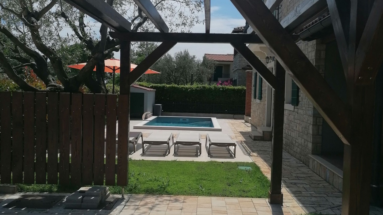 Photo of Patio Balcony in Buici