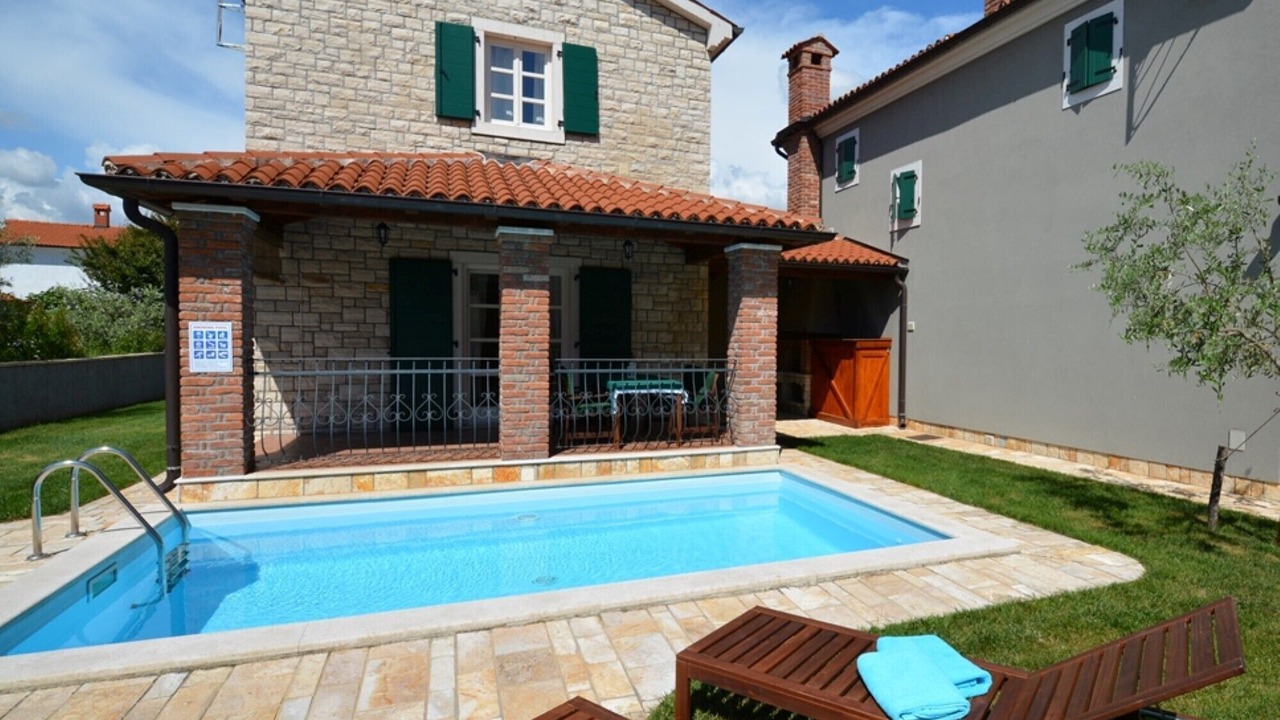 Photo of Outdoor in Buici