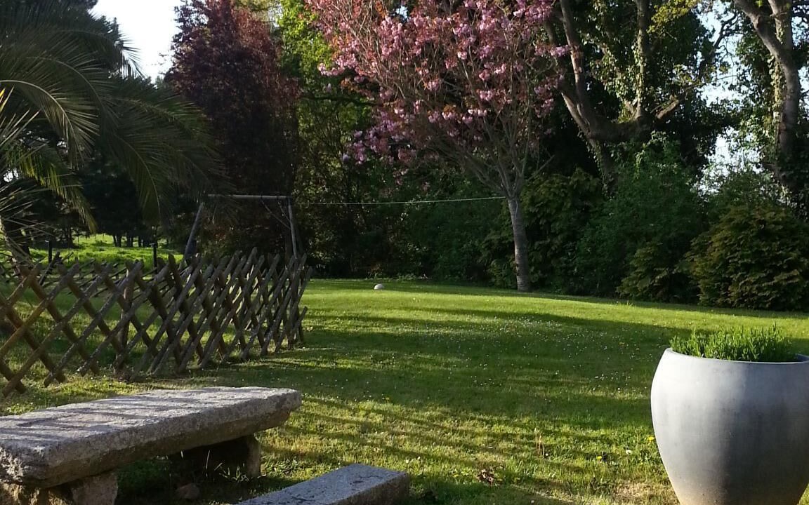 Photo of Outdoor in Hillion