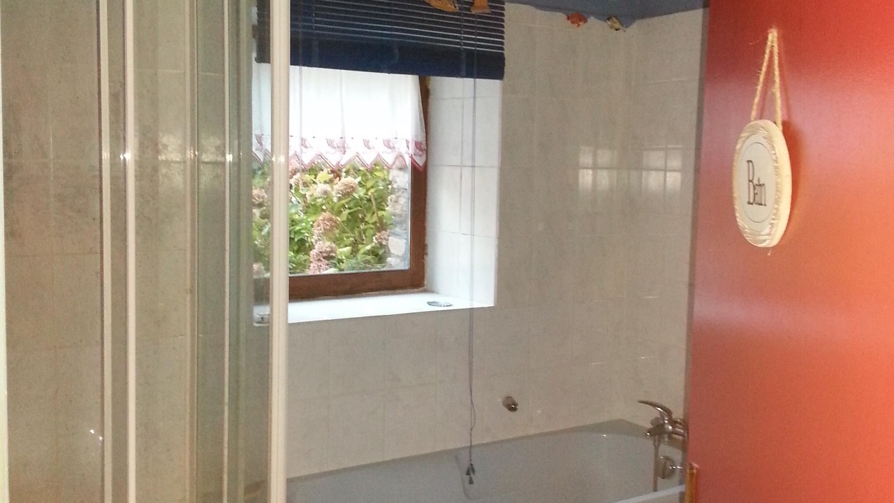 Photo of Bathroom in Hillion
