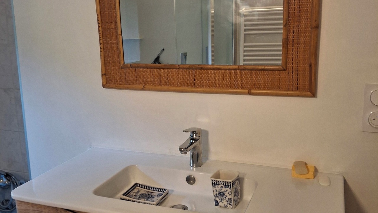 Photo of Bathroom in Hillion