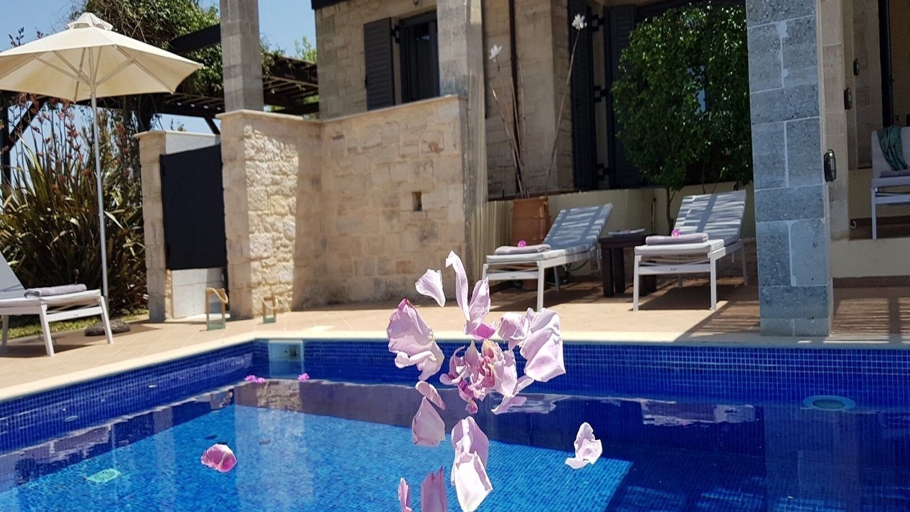 Photo of Outdoor in Monopari