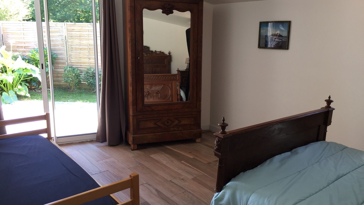 Photo of Bedroom in Saint-Lunaire