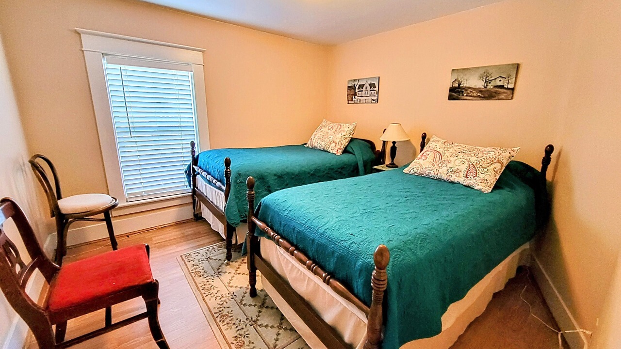 Photo of Bedroom in Wales Center