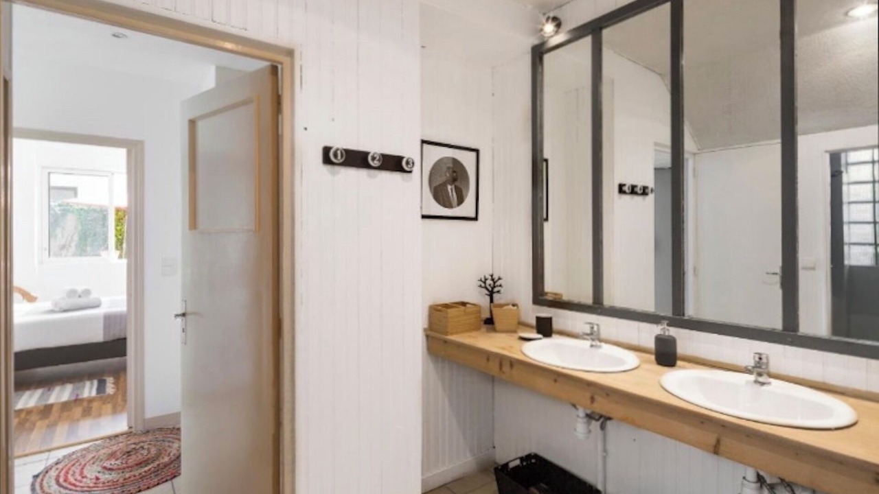 Photo of Bathroom in Dinard