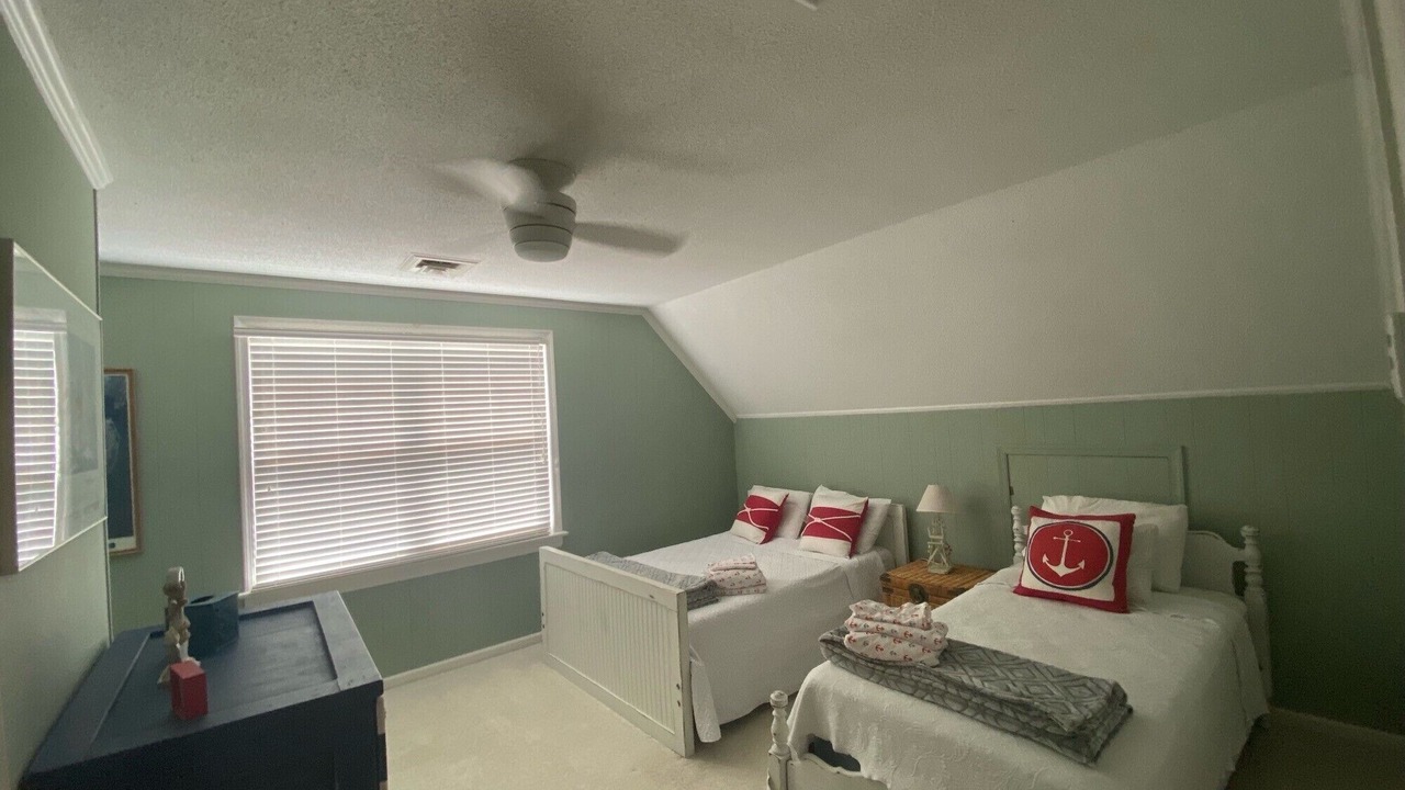 Photo of Bedroom in Gwynn