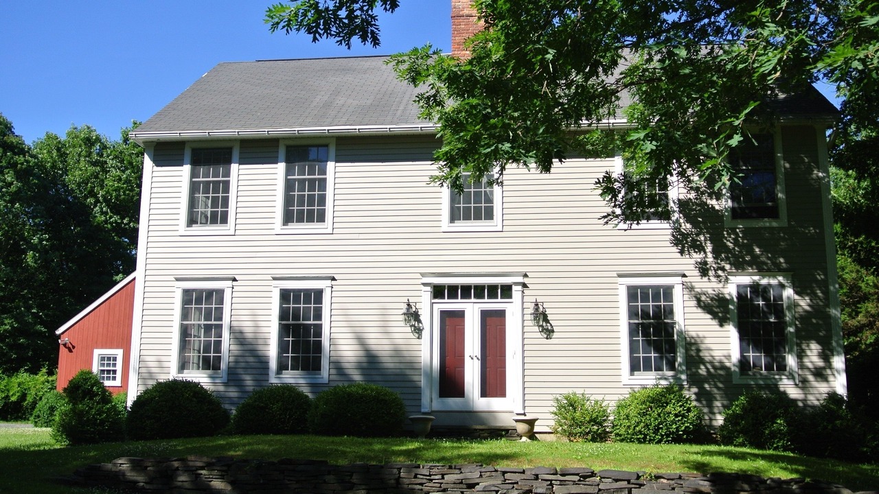 Photo of Others in Hollowville
