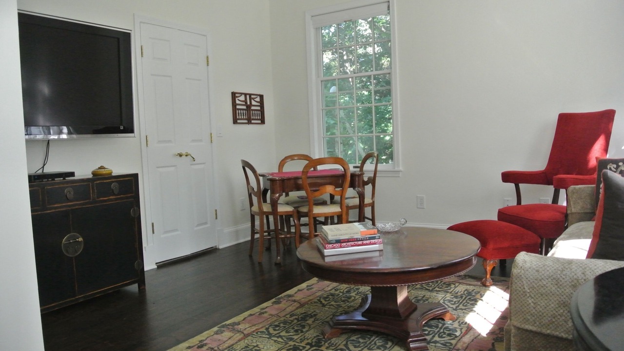 Photo of Livingroom in Hollowville